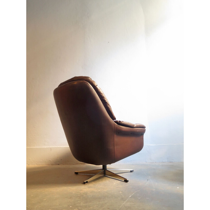 Fauteuil vintage scandinave en cuir marron et chrome