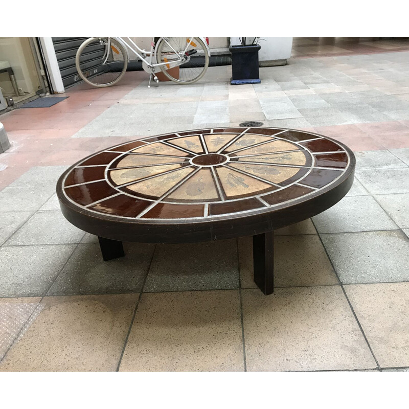 Vintage oval coffee table by Roger Capron