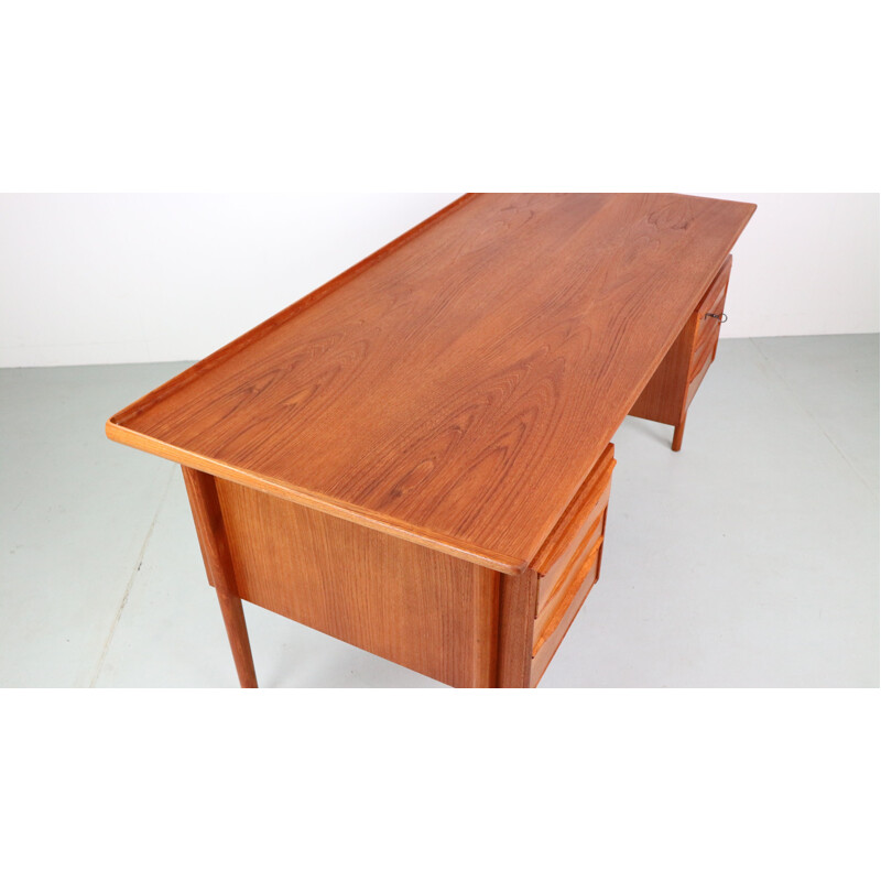 Vintage scandinavian writing desk for Løvig Dansk 1960