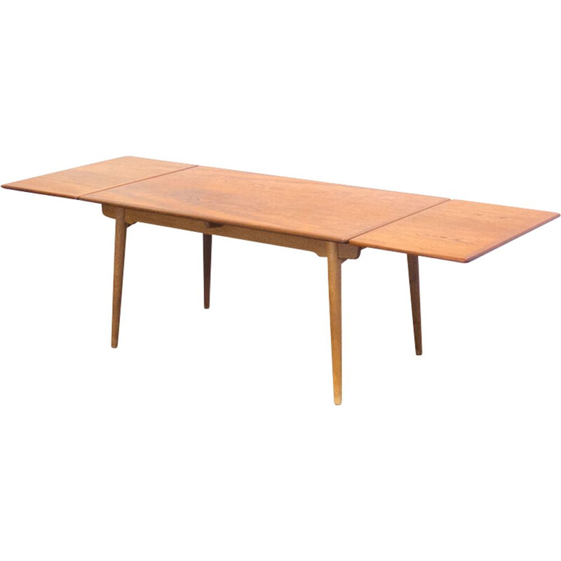 Vintage model AT-312 table by Hans J. Wegner in teak and oakwood 1950