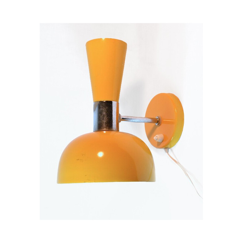 Applique diabolo jaune en métal - 1960