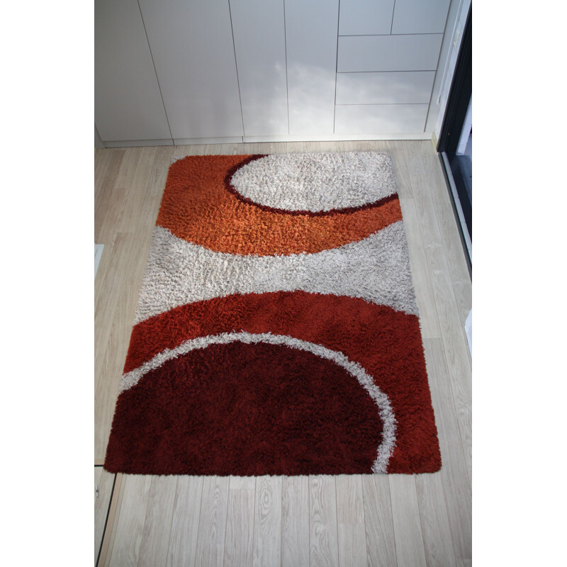 Vintage rug with graphic design