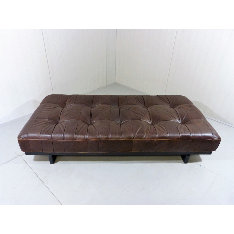 Vintage daybed model DS80 by De Sede