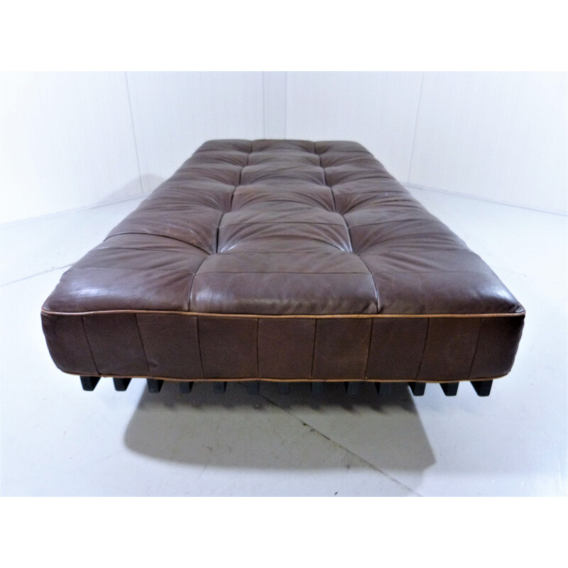 Vintage daybed model DS80 by De Sede