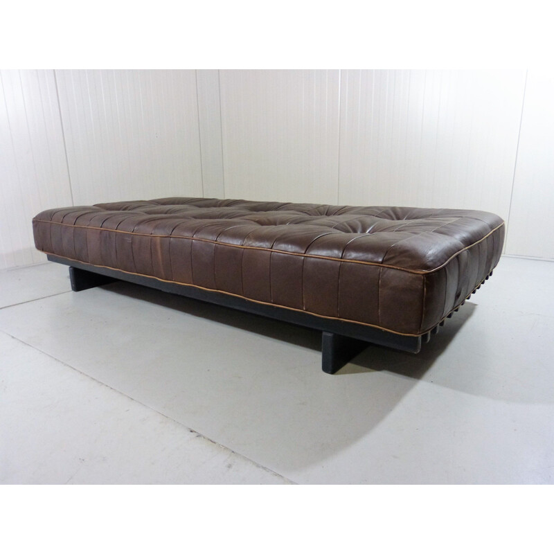 Vintage daybed model DS80 by De Sede