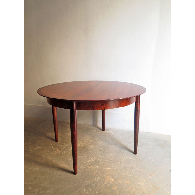 Vintage round rosewood extendible dinning table