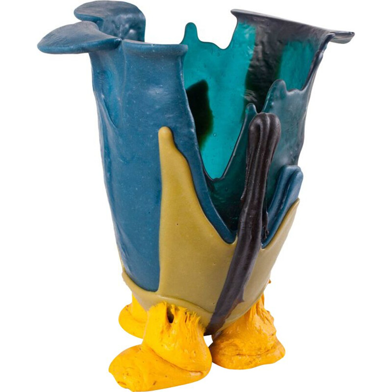 Vintage vase by Gaetano Pesce in blue and yellow resin 1990