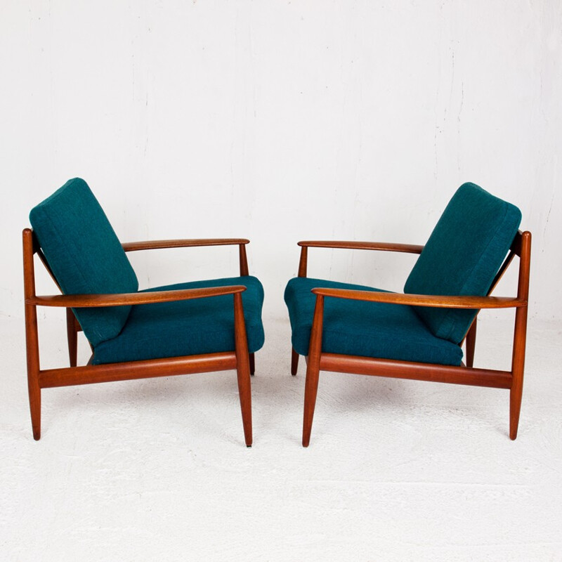 Pair of Scandinavian armchairs in teak and wool, Grete JALK, France and Son edition - 1960s