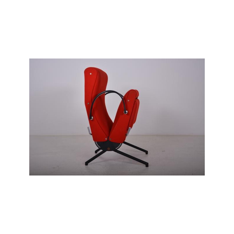 P40 lounge chair in red fabric, Osvaldo BORSANI, Tecno edition - 1954