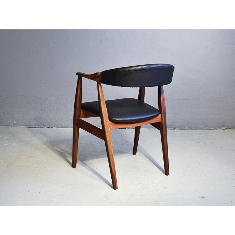 Set of 2 black chairs in teak by Thomas Harlev