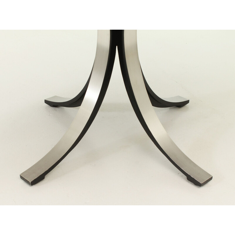 T69 dining table by Osvaldo Borsani and Eugenio Gerli for Tecno