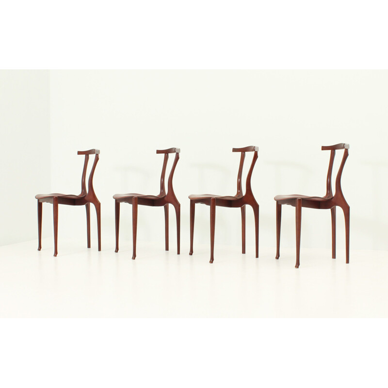 Suite de 4 chaises Gaulino par Oscar Tusquets pour Carlos Jané