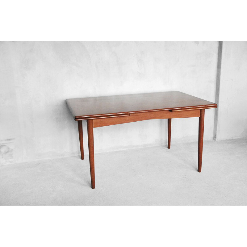 Vintage Danish adjustable dining table in teak