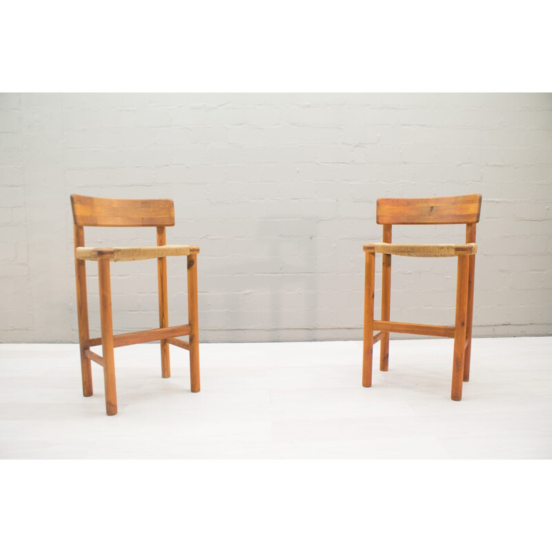 Set of 2 vintage Scandinavian bar stools in wood