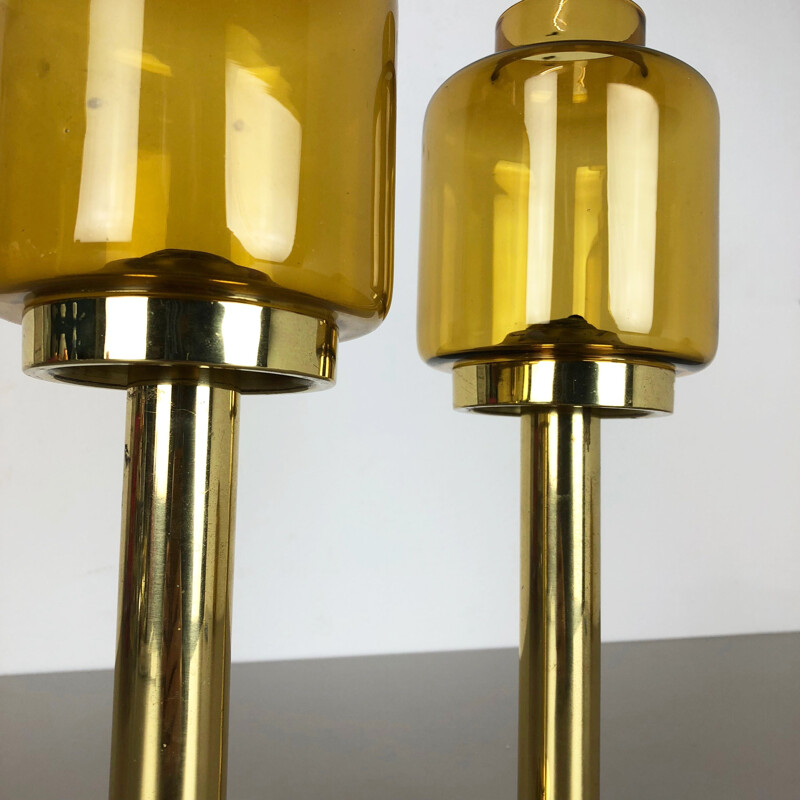 Set of 2 Claudia candleholders in brass