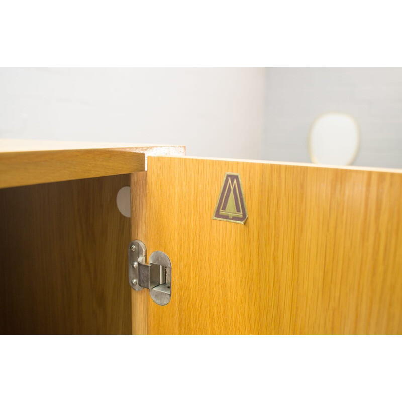 Vintage beige highboard in wood