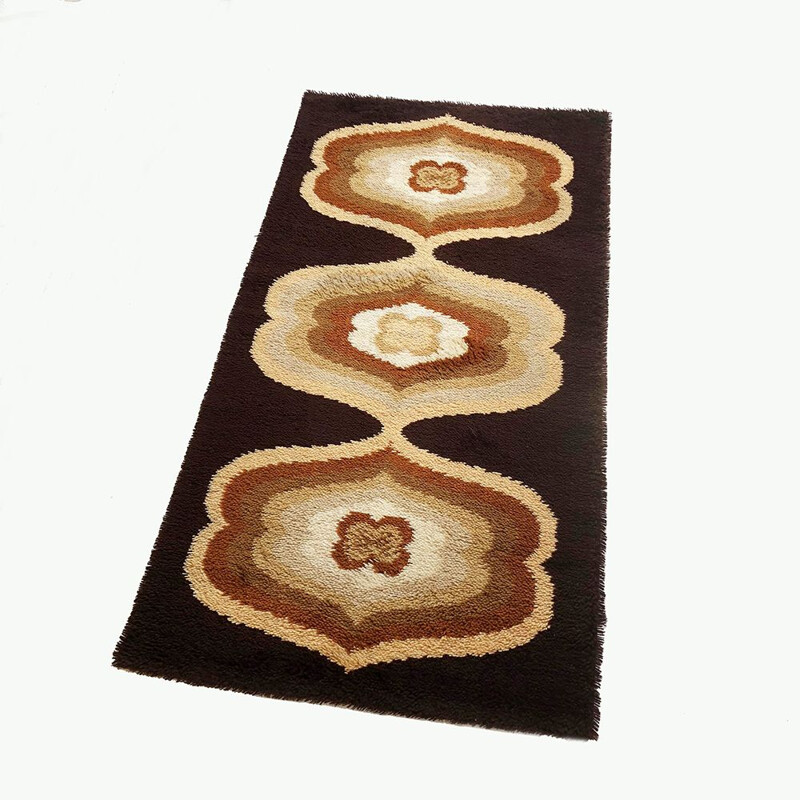 Vintage German carpet "Flower Power"