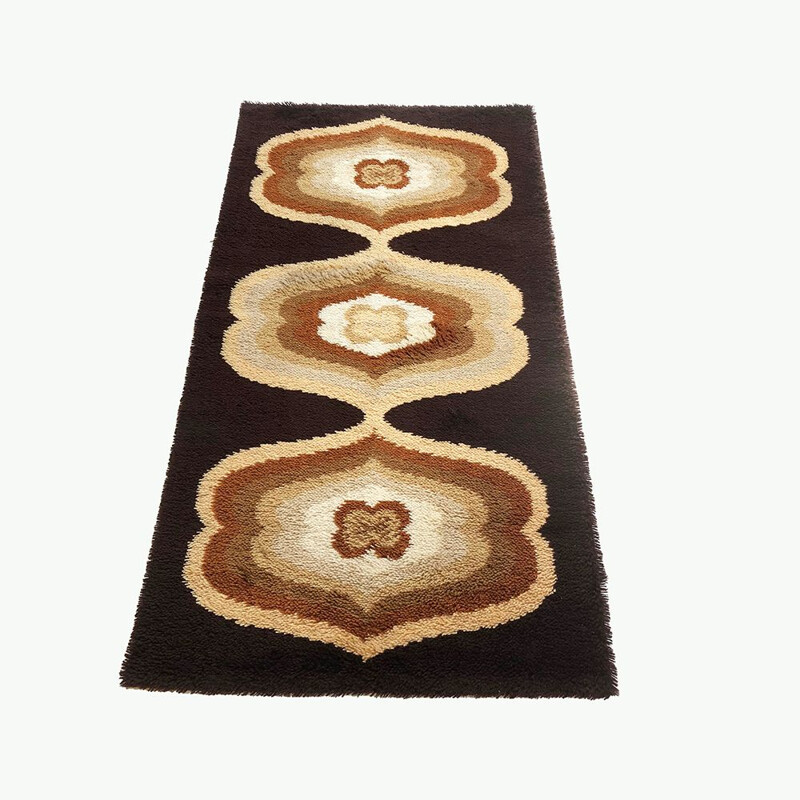 Vintage German carpet "Flower Power"