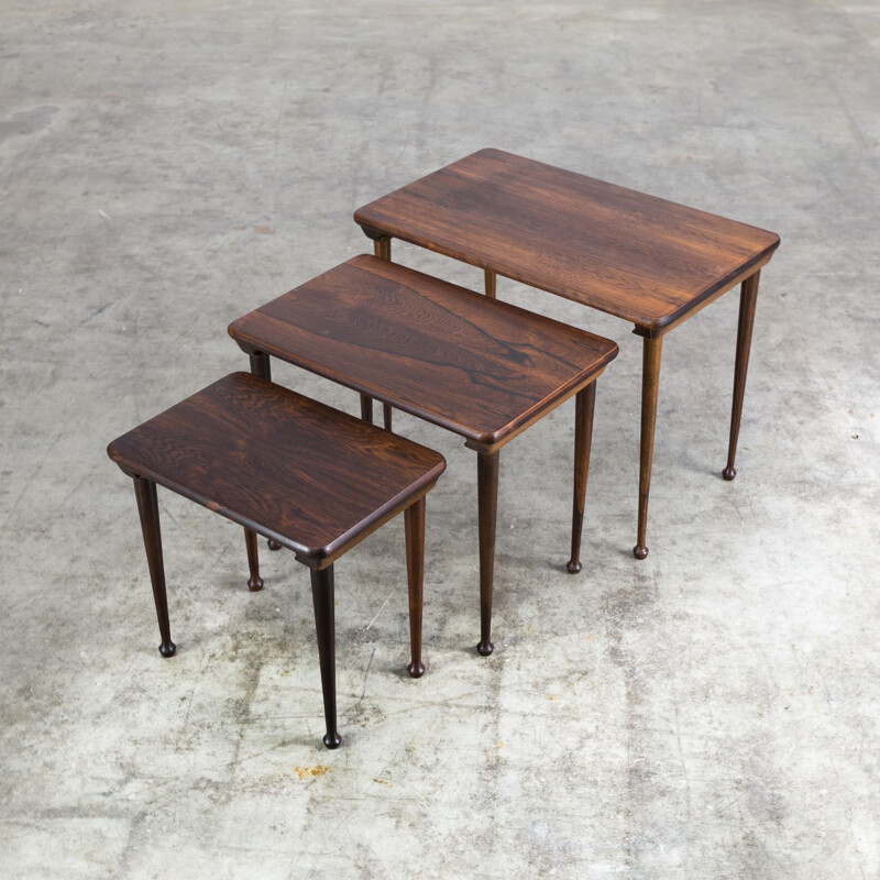 Set of 3 nesting tables in rosewood