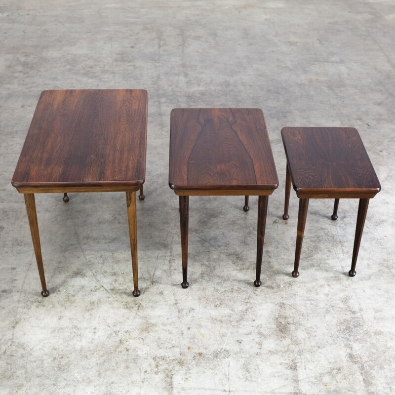 Set of 3 nesting tables in rosewood