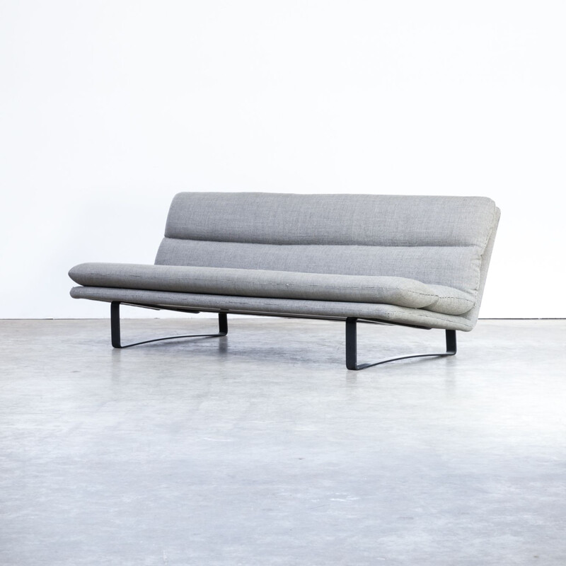 Vintage C684 sofa by Kho Liang Le for Artifort