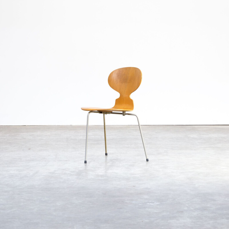 Set of 4 Ant chairs by Arne Jacobsen for Fritz Hansen