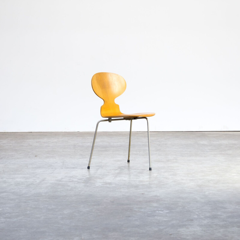 Suite de 4 chaises Fourmi par Arne Jacobsen pour Fritz Hansen