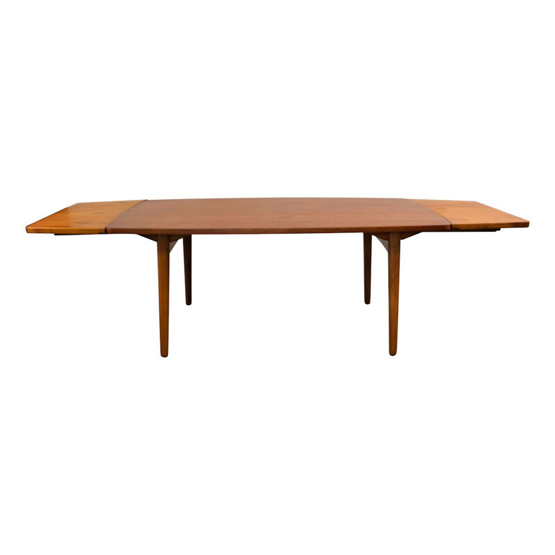 Vintage extendable dining table in teak by L. Chr. Larsen & Son