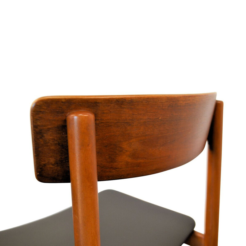 Suite von 6 dänischen Vintage-Stühlen in schwarzem Skai