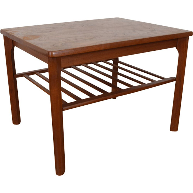 Vintage Danish coffee table in teak by Toften Møbelfabrikken