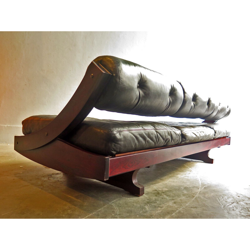 Canapé lit vintage en palissandre et cuir par Gianni Songia