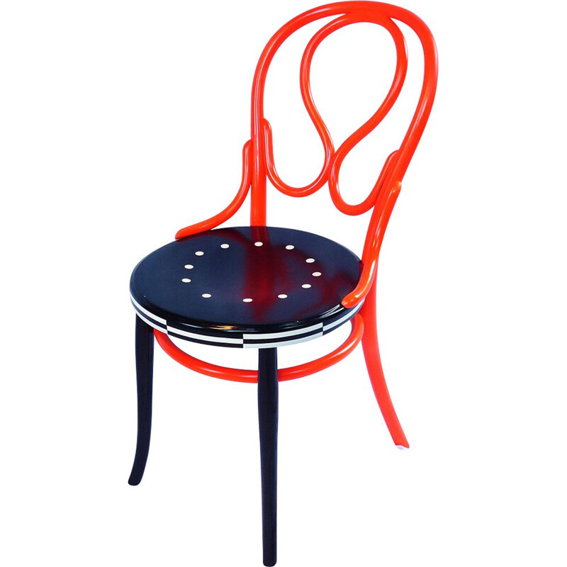Chaise vintage rouge par Thonet