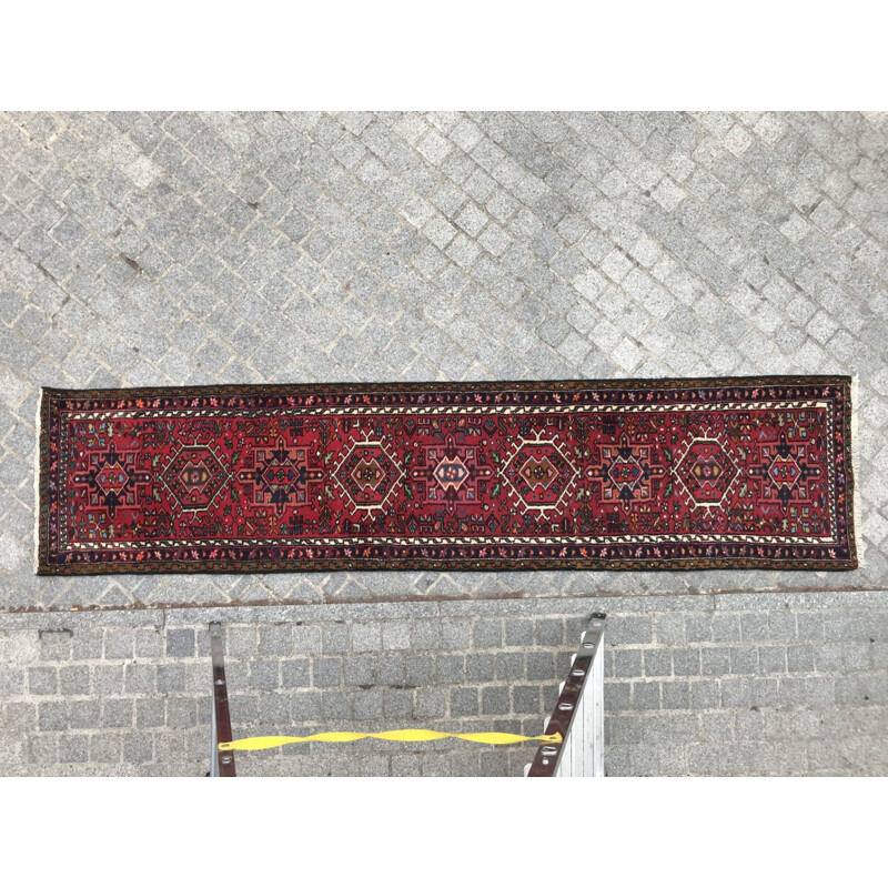 Vintage persian red carpet in wool and cotton 1980
