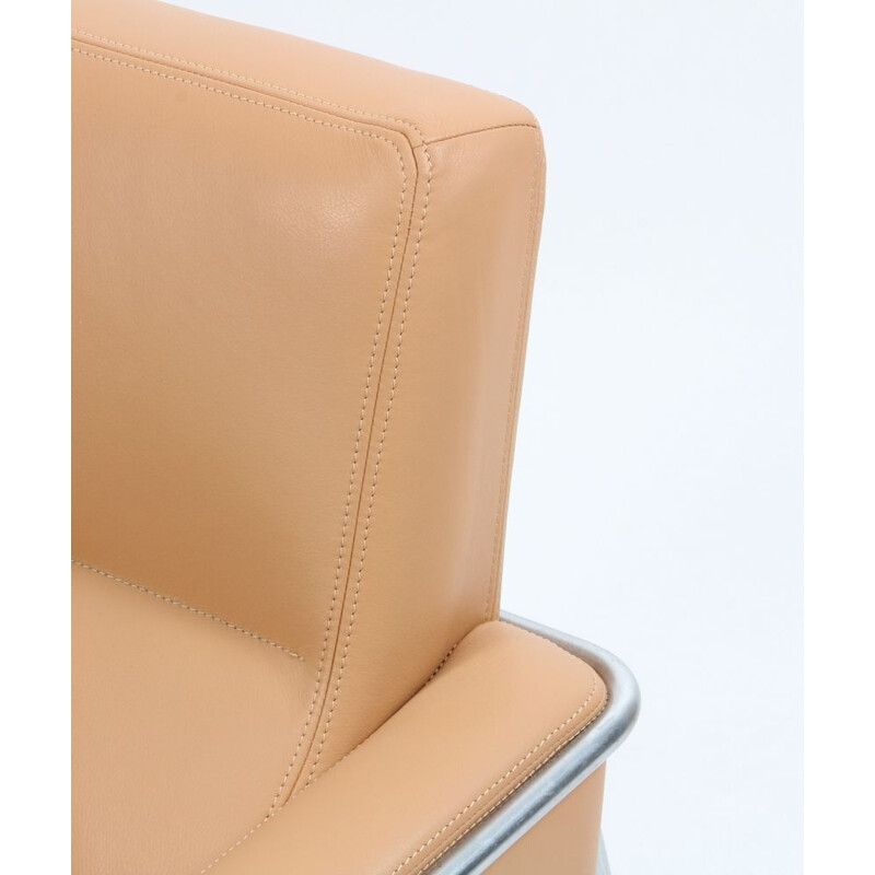 Series 3300 Natural Leather Armchair, Arne Jacobsen for Fritz Hansen