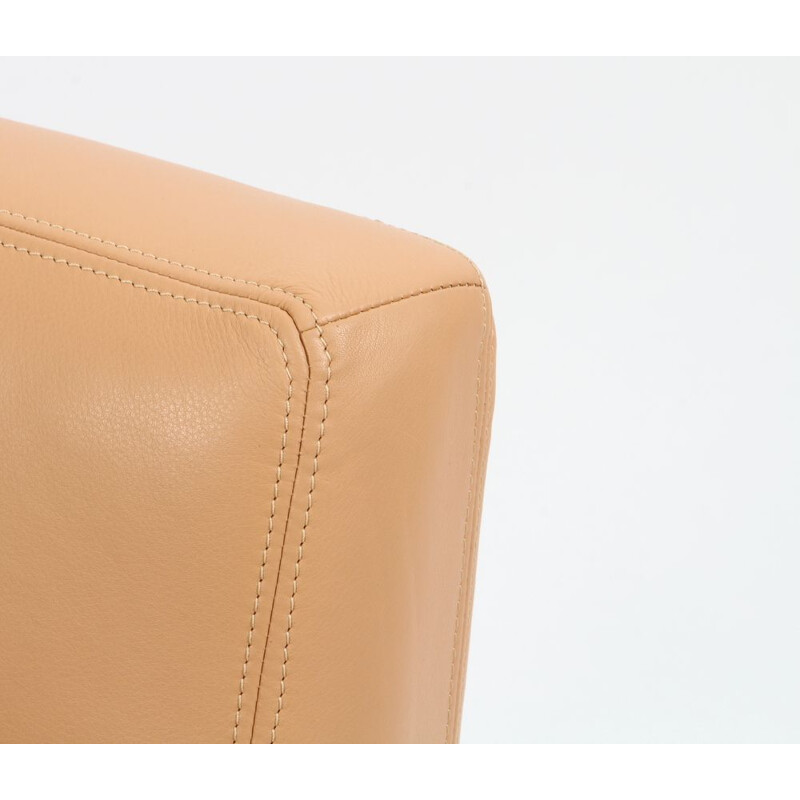 Series 3300 Natural Leather Armchair, Arne Jacobsen for Fritz Hansen