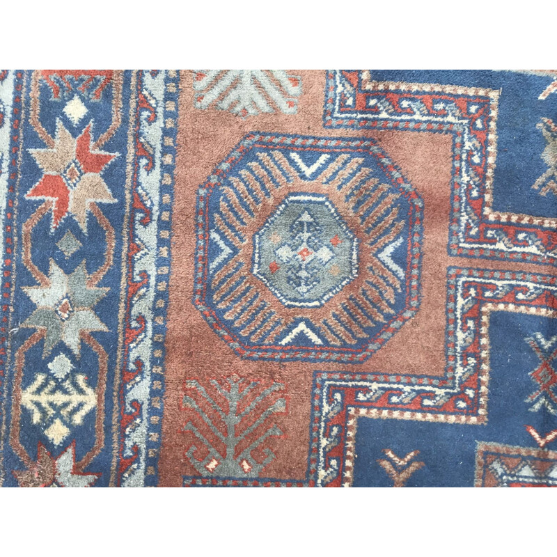 Tapis vintage Sinkiang bleu et rouge en laine et coton 1970
