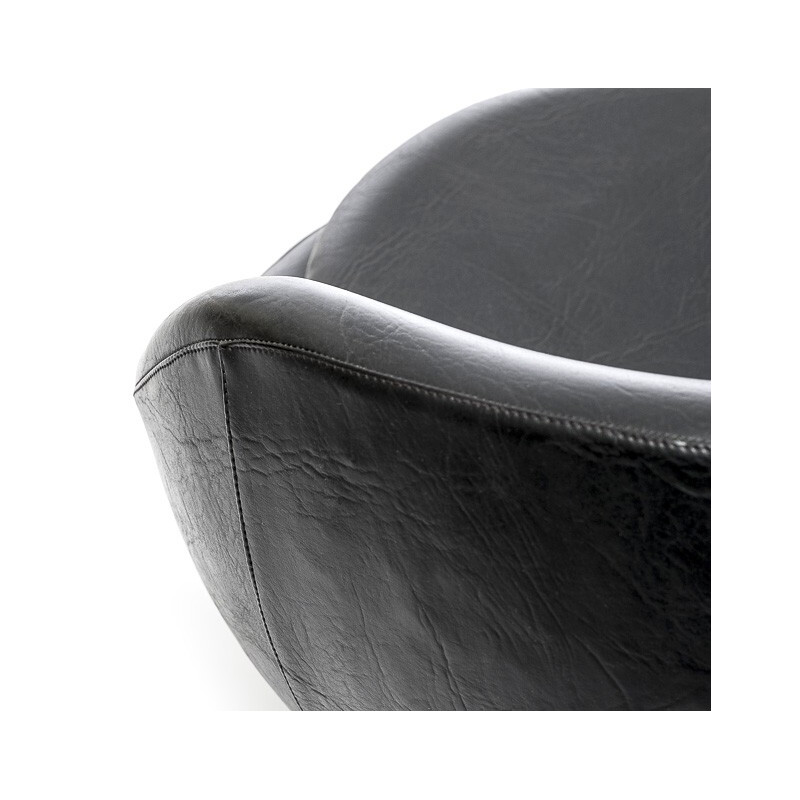 Luna armchair in black leatherette, Pierre GUARICHE, Meurop edition - 1960s