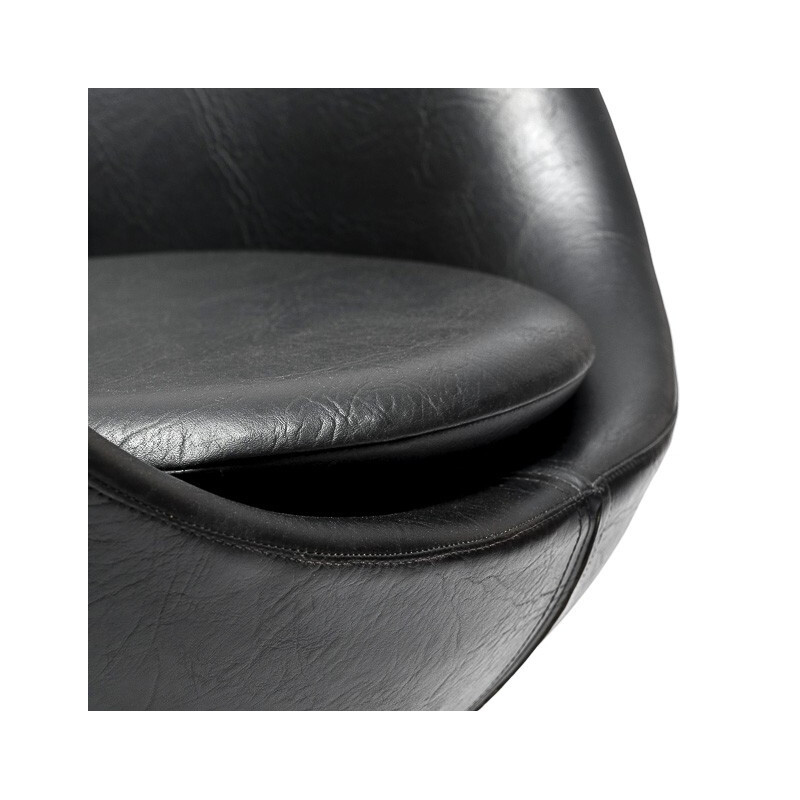 Luna armchair in black leatherette, Pierre GUARICHE, Meurop edition - 1960s