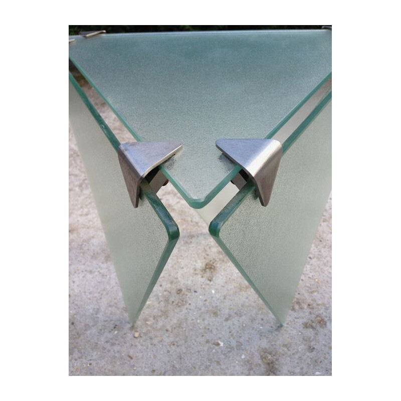 Vintage italian triangular pedestal table in glass and aluminium 1990