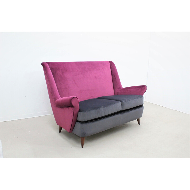 Vintage italian sofa by ISA Bergamo in purple velvet 1940