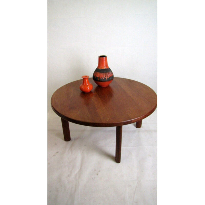 Vintage round danish coffee table in teak from Nils Bach
