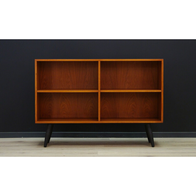 Vintage danish bookcase in teak