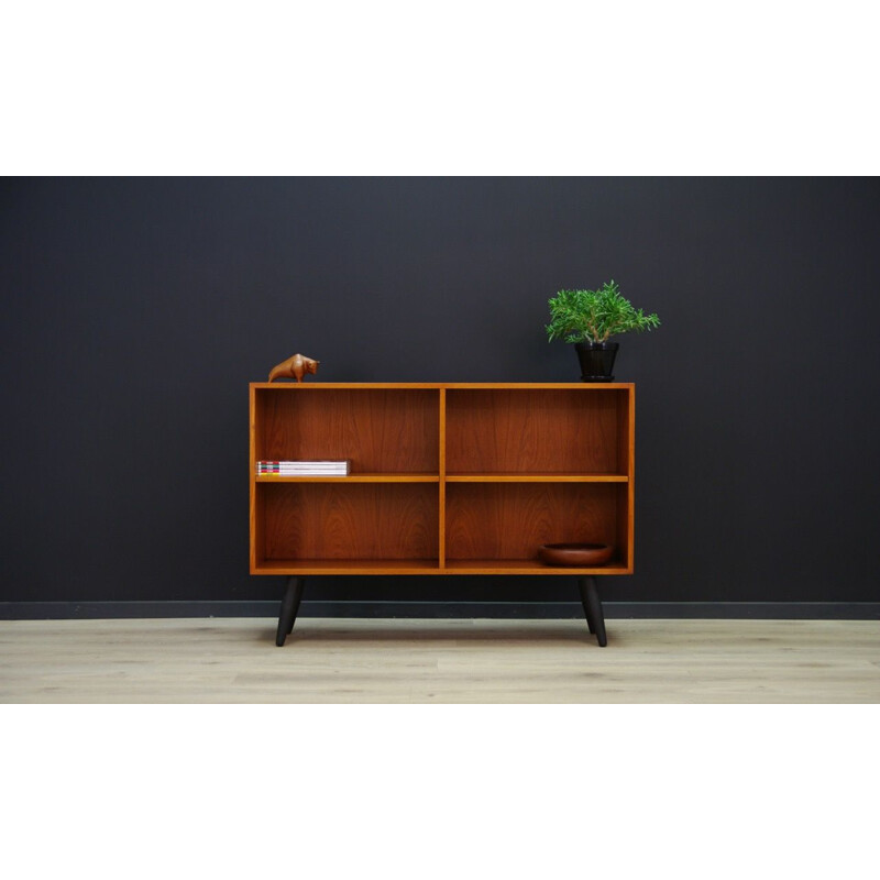 Vintage danish bookcase in teak