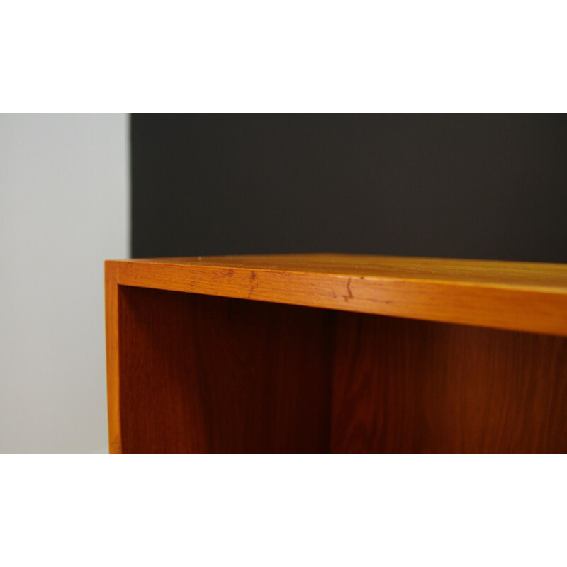 Vintage danish bookcase in teak