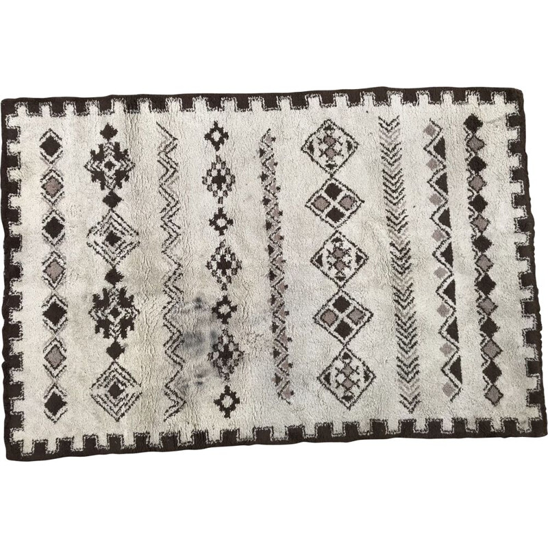 Vintage white Moroccan rug