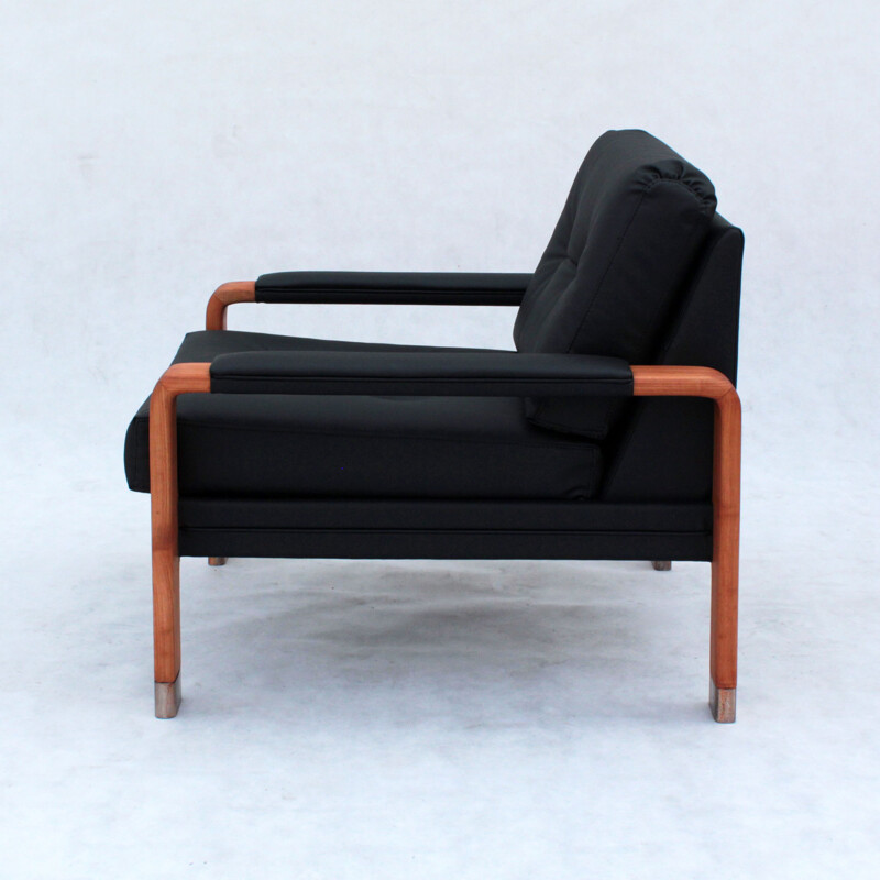 Fauteuil vintage danios en teck et noir cuir 1960