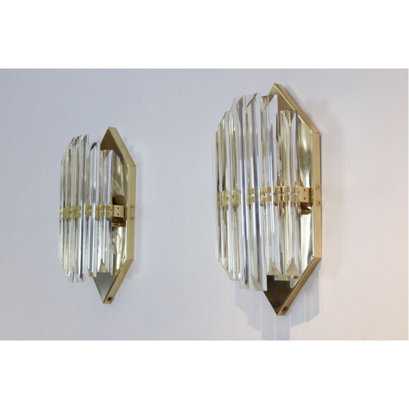 Vintage wall lamp in brass and Murano glass by Novaresi