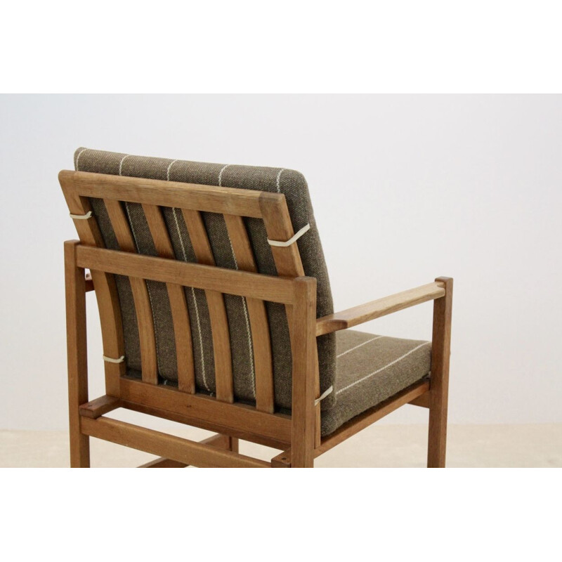 Vintage armchair model 3233 in oak by Fredericia Stolefabric for Borge Mogensen