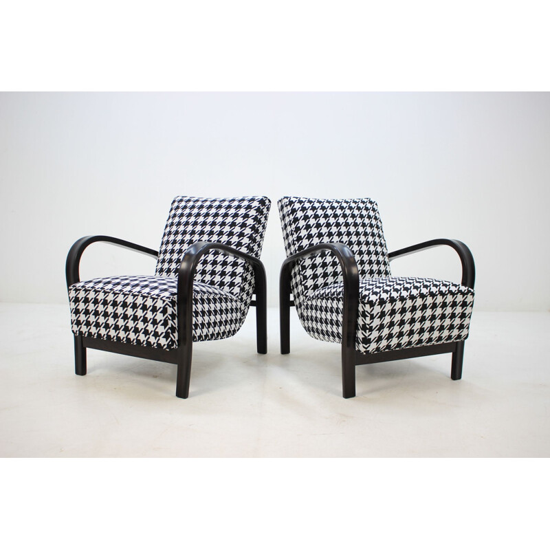 Set of 2 vintage armchairs by Karel Koželka for Antonín Kropáček
