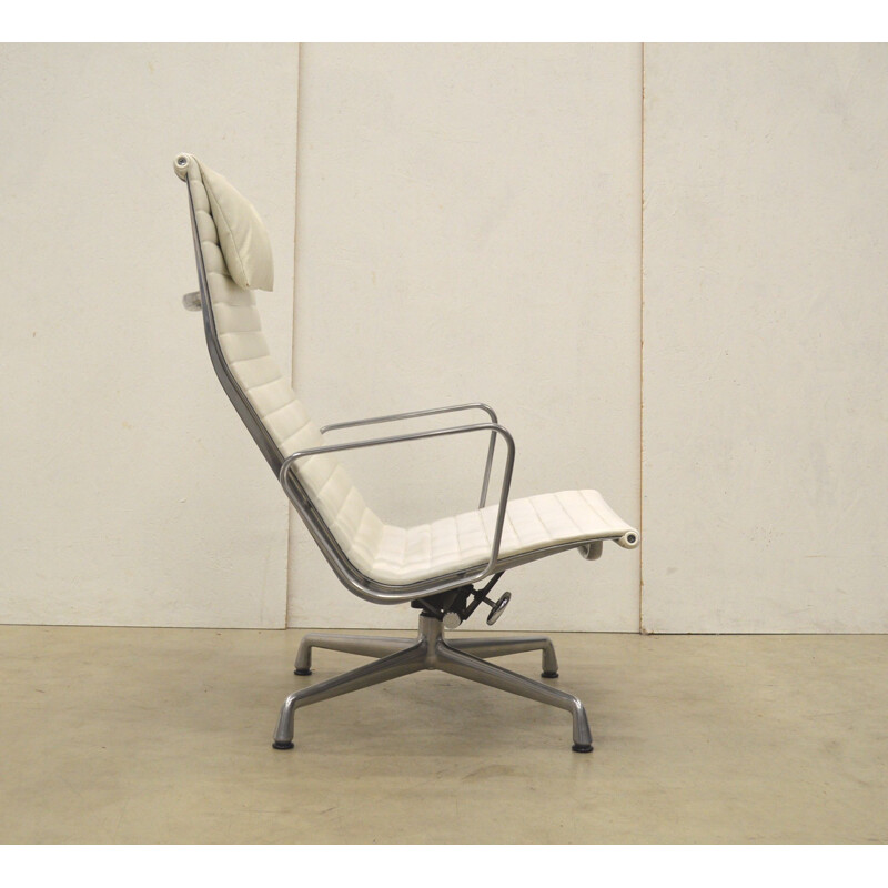 Vintage lounge chair EA 124 by Charles Eames for Vitra